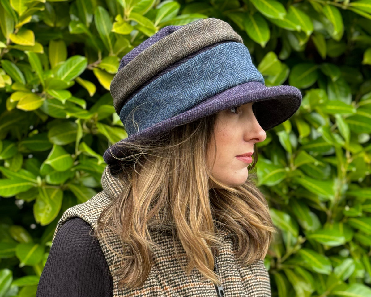 Ladies’ Tweed Cloche Hat